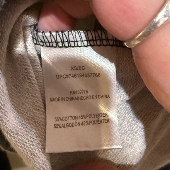 Rampage Leopard Print Sweatshirt - Picture 5 of 6